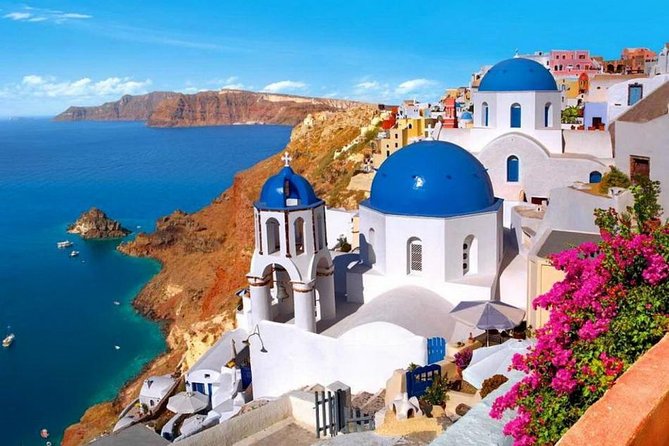 Private Half-Day Sightseeing Tour of Santorini - Oia at sunset: iconic views, better pacing with a private route