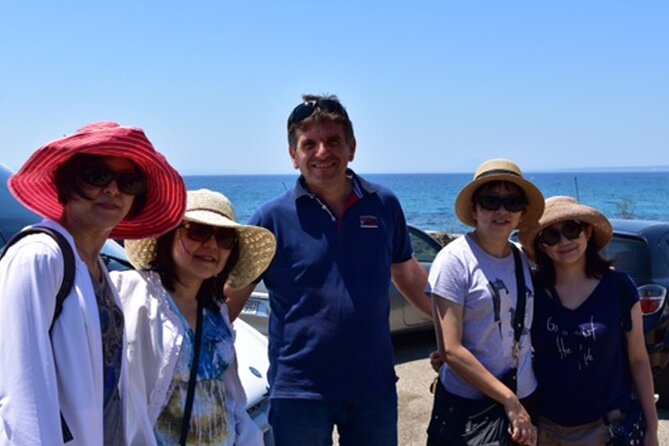 Private Katakolon Excursion to Ancient Olympia, Winery and Beach - Finding your driver at Katakolo Port, and why it matters