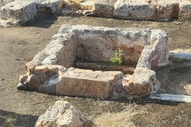Private Luxury Biblical Tour: Apostle Paul’s Footsteps – Corinth - Akrokorinthos acropolis: layered fortifications and big views