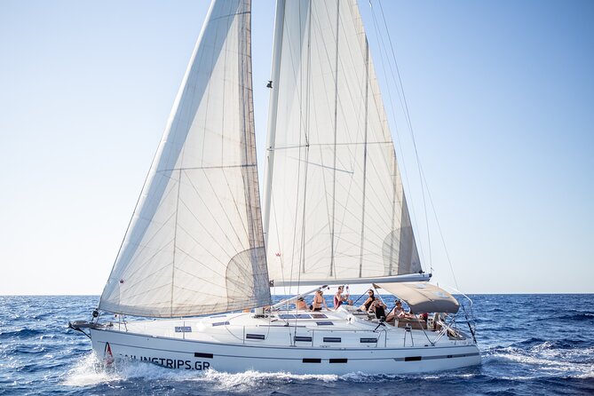 Private Luxury Sailing Trips to Dia Island - Food and drinks onboard: fruit platter plus optional lunch or champagne