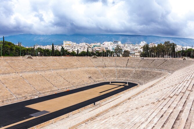 Private Luxury Tour: Athens Acropolis & Iconic City Highlights - Hadrian’s Arch and the Temple of Olympian Zeus: when rulers brand the past