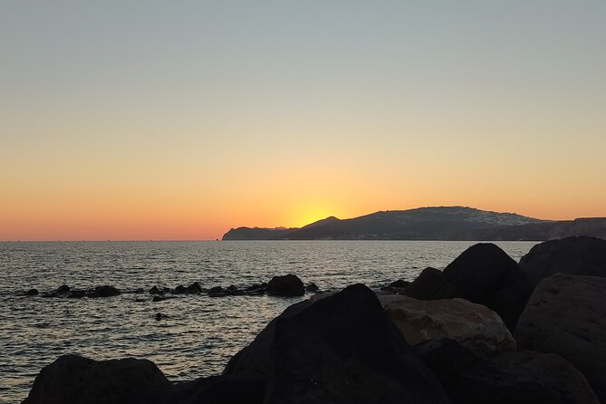 Private Transfer Santorini One-way From/To Airport, Port & Hotel - What to Expect About the Driver Experience (Without Overpromising)