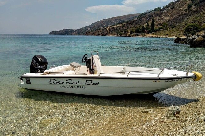 RENT A BOAT 5,5m-30hp LICENCE FREE MARATHI - Licence-free 30hp boating from Marathi: why this setup is so practical