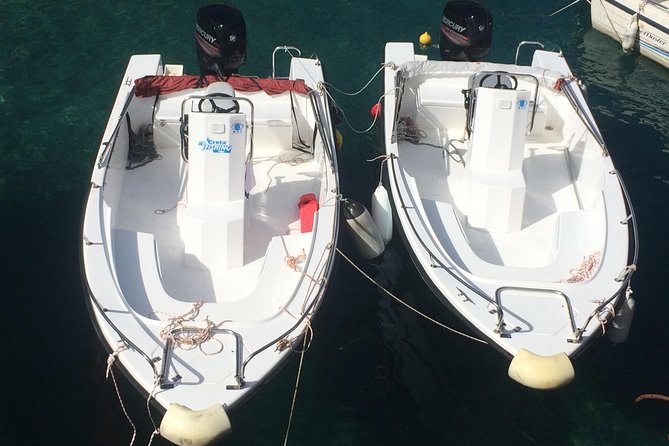 RENT A BOAT 5,5m - 30hp LICENSE FREE Chora Sfakion, Sfakia - The 5.5m, 30hp boat setup, and what it means for you