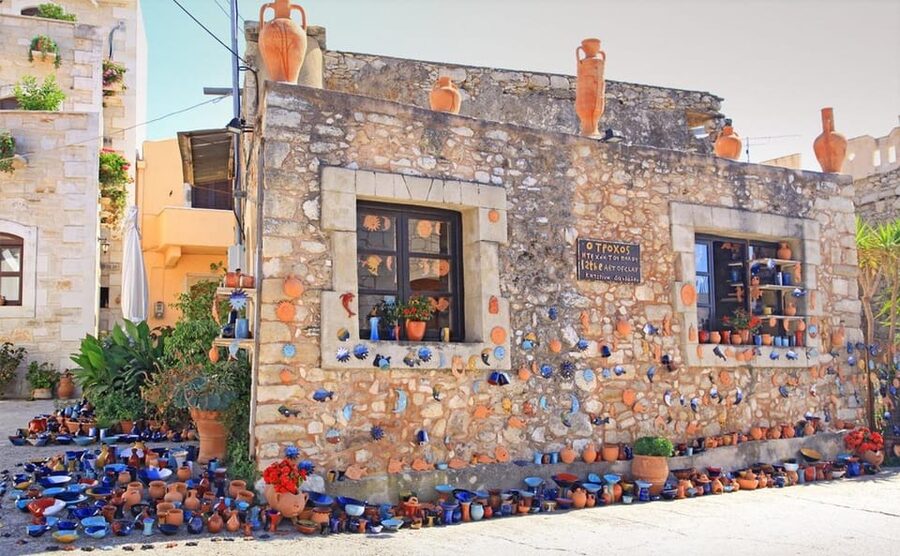 Rethymno: Melidoni Cave and Arkadi Monastery Half-Day Trip - Arkadi Monastery Stop: Coffee, Lunch, and the Stories Behind It