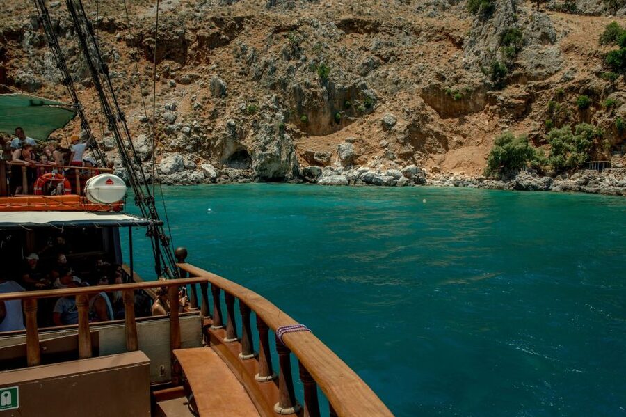 Rethymno: Pirate Boat Cruise with Swimming Stops - On-Board Vibes: Lunch, Shade, and What the Crew Actually Does