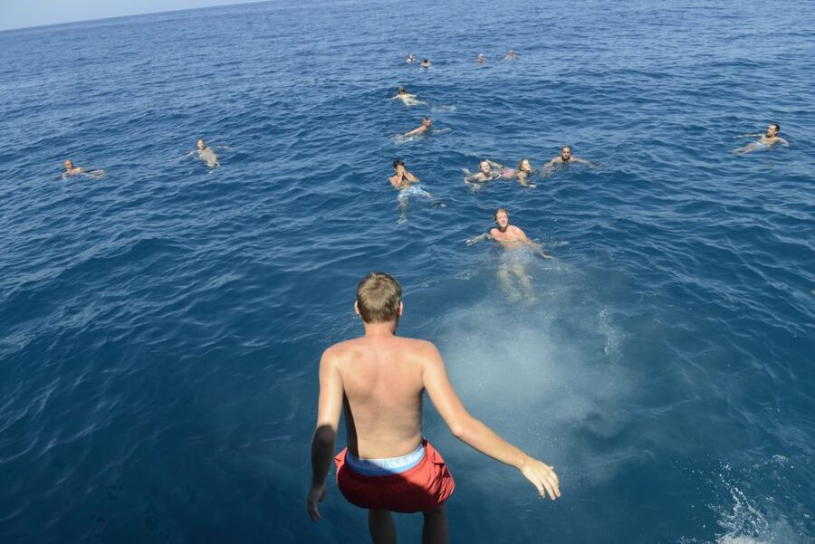 Rethymno: Pirate Boat Cruise with Swimming Stops - Sailing Past Fortezza and Gerani: The Cruise Portion That Matters