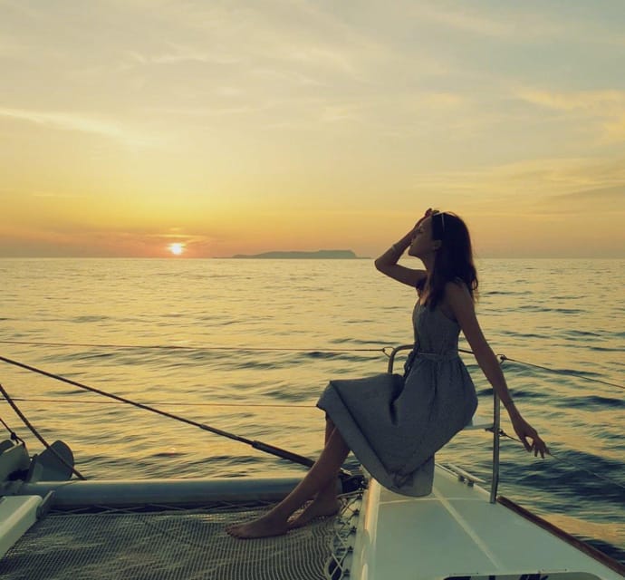 Rethymno: Sunset Catamaran Cruise - Sushi & Open Bar - Key Highlights at a Glance