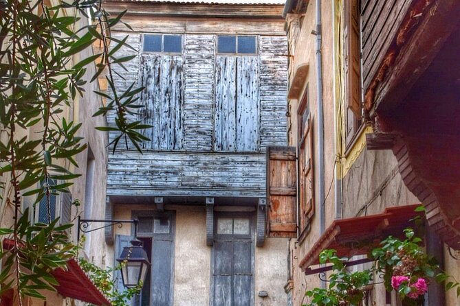 Rethymno Walking & Gastronomy Tour - Stop 2: Olive Oil, Tsikoudia, and Honey Tastings (Small Samples, Big Meaning)