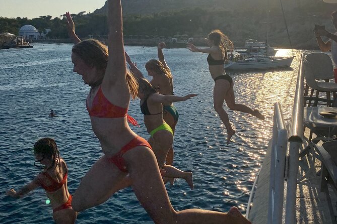 Rhodes Bay to Bay Swim Cruise-Greek Buffet w/wine included - Price and value for a Rhodes cruise that includes lunch and wine