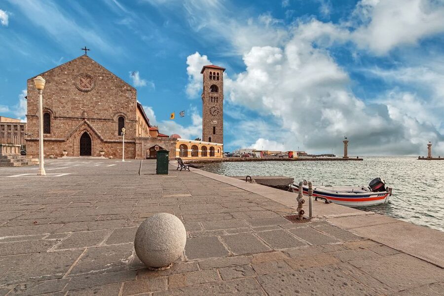 Rhodes: Hop-On Hop-Off City Tour Bus - Mandraki Port and the Aquarium stop: waterfront first, no stress