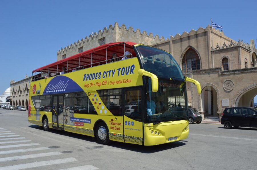 Rhodes: Hop-On Hop-Off City Tour Bus - Old Town highlights: Palace of the Great Magister and the medieval lanes