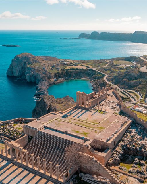 Rhodes: Lindos Bus Tour with Free Time to Explore - That brief viewpoint photo stop: how to use 10 minutes wisely