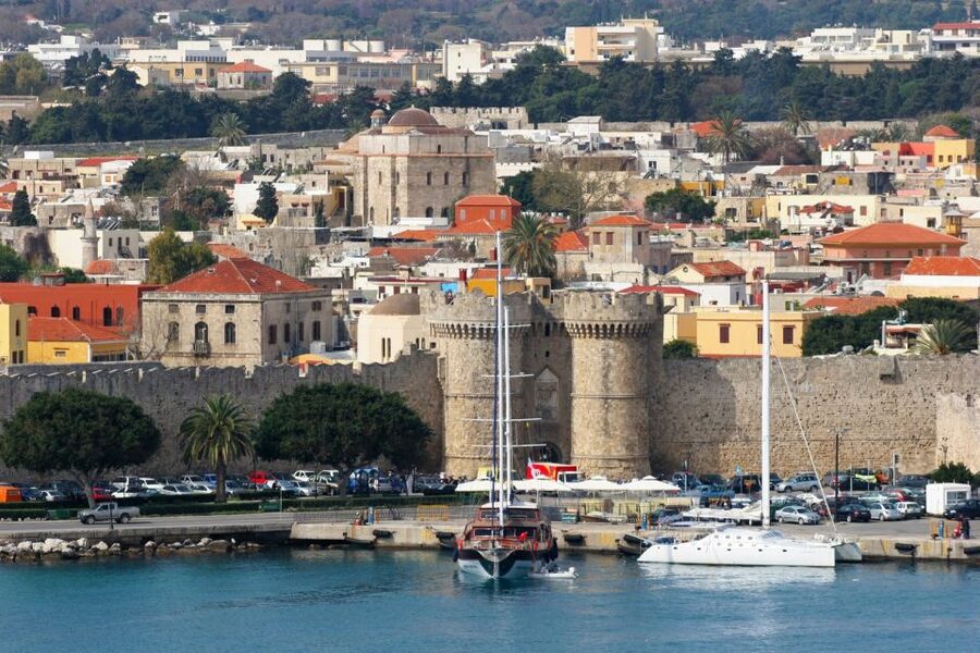 Rhodes: Old Town Walking Tour with Guide - Grand Master Palace area: when tickets might matter