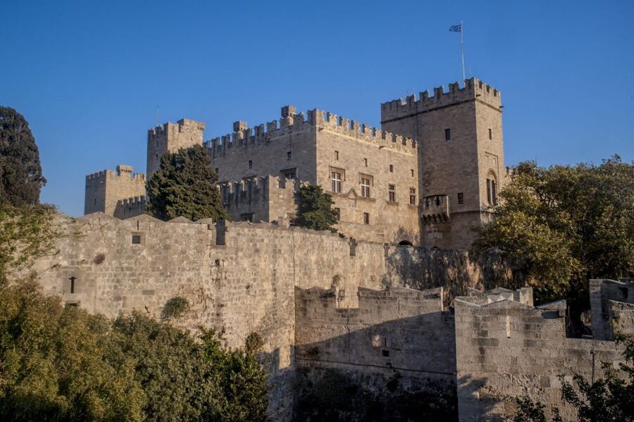 Rhodes: Old Town Walking Tour with Guide - Coffee and pastry stops: smart breaks, not just snacks