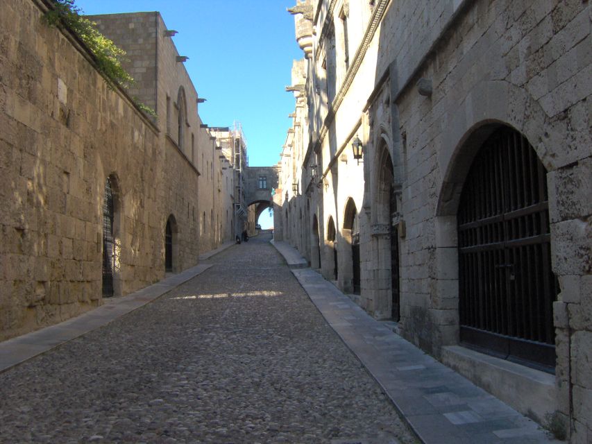 Rhodes Town: Private Walking Tour with a Licensed Guide - Why Rhodes Old Town feels different when someone local leads