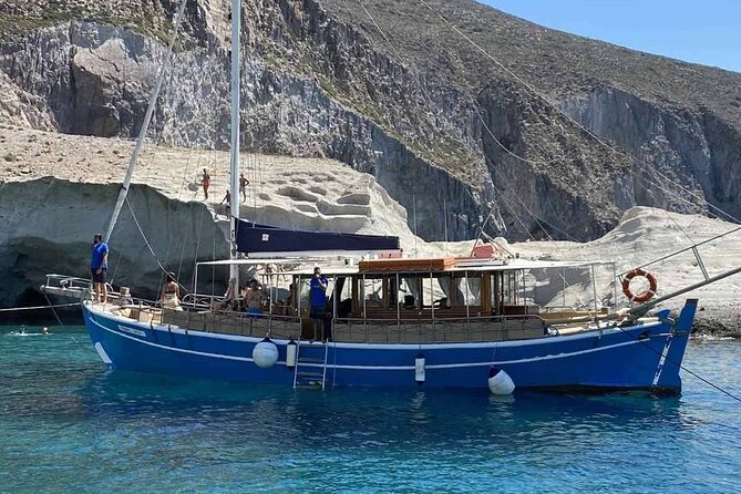 Round of Antiparos & Despotiko with Traditional Boat - Getting to Pyrgaki Cruises Paros, and what your day really starts with