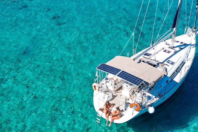 Sailing Cruise to Dia Island with Meal and Water Activities - Snorkeling and SUP: what you can expect in the water
