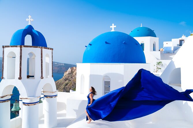 Santorini 2h Private Flying Dress Photoshoot with Transportation - The Real Value: Flying Dress Photos That Stay Easy