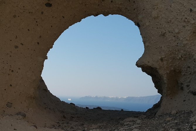 Santorini: 4hr Private Countryside Hidden Paths Tour - Vlychada Beach and the lighthouse: coast time without the time sink