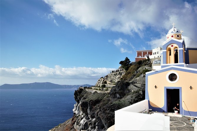 Santorini 6 Hour Private Custom Tour With a Local Driver - Mercedes comfort, plus pickup and drop-off that save your energy