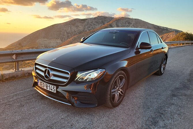 Santorini: Airport or Port One-Way Private Transfer - Comfort details that actually help in Santorini heat