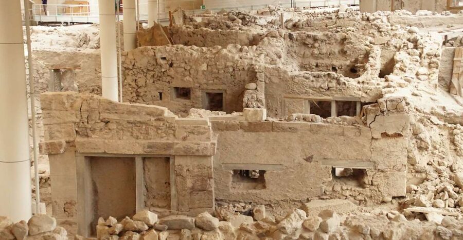 Santorini: Akrotiri Entry Ticket and Audio Guide - The Bronze Age walk: Xeste homes, town layout, and daily life