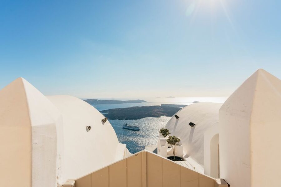 Santorini: Caldera Trail Guided Hike and Sunset Viewing - Skaros rock and caldera rim viewpoints, one turn at a time
