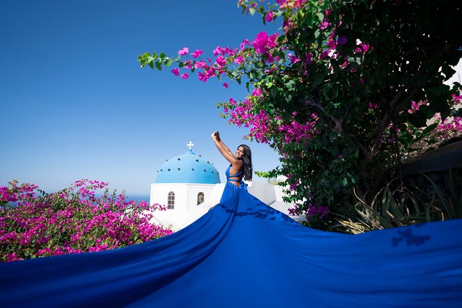 Santorini: Flying Dress Photoshoot - The 1-hour session: how the flying dress moment actually unfolds