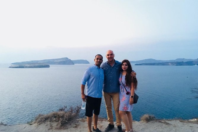 Santorini Highlights: 5-Hour Private Tour with Wine-Tasting - Oia Time for Whitewashed Houses, Shopping, and Cliff Views