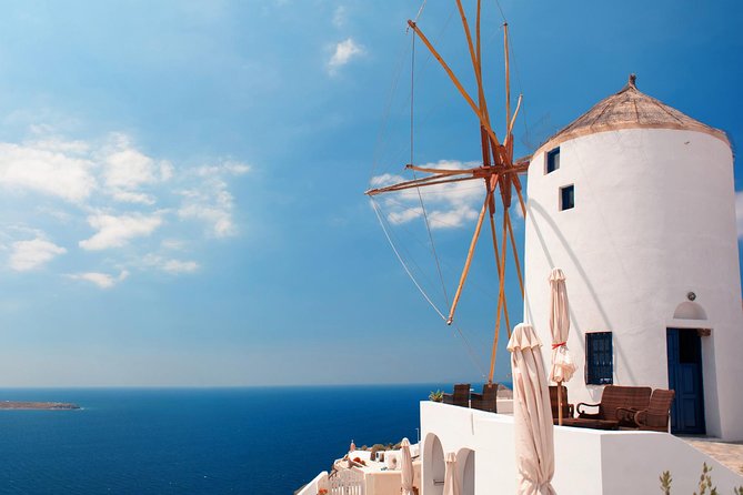 Santorini Highlights and Venetian Castles Small-Group Day Tour - Stop 5: Castelli of Emporio and the preserved Venetian trade center feel