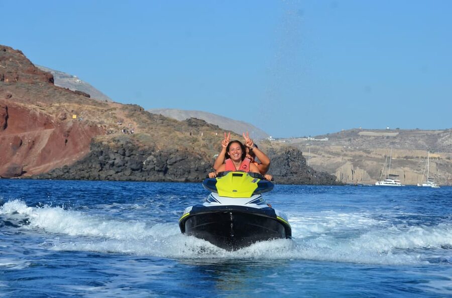 Santorini: Jet Ski Rental Perissa, Perivolos and St. George - Price and Value: What $153 Includes for a 30-Minute Ride