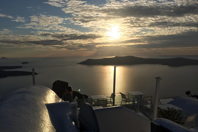Santorini Local Tour - Pickup, vehicle comfort, and how to protect your day