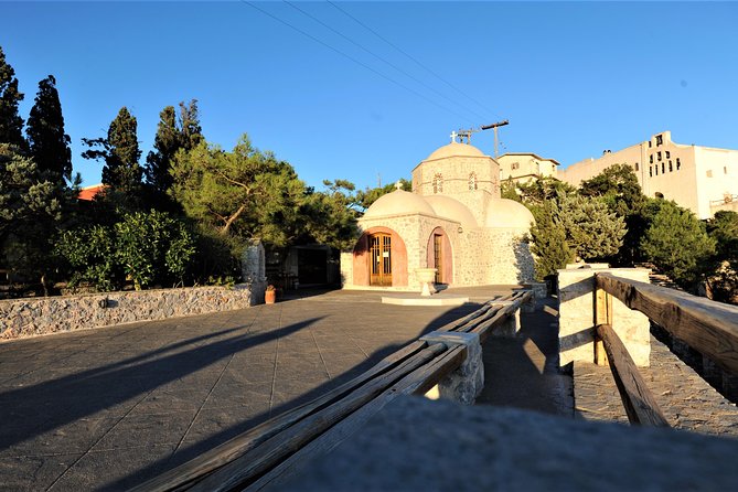 Santorini Luxury Custom Private Tour with Local guide - Firostefani Quick Hit: The Chapel That Turns Couples Into Photographers
