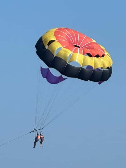 Santorini: Parasailing ExperiencePerissa,Perivolos,St.George - Why Parasailing Over Santorini Feels Like a New Way to See the Island