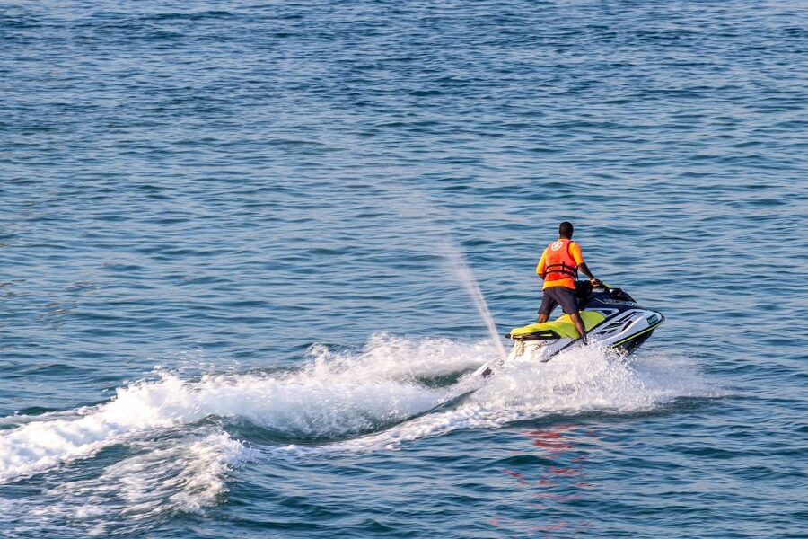 Santorini: Perivolos Beach Jet Ski Rental - Perivolos Beach is the Right Place for Speed