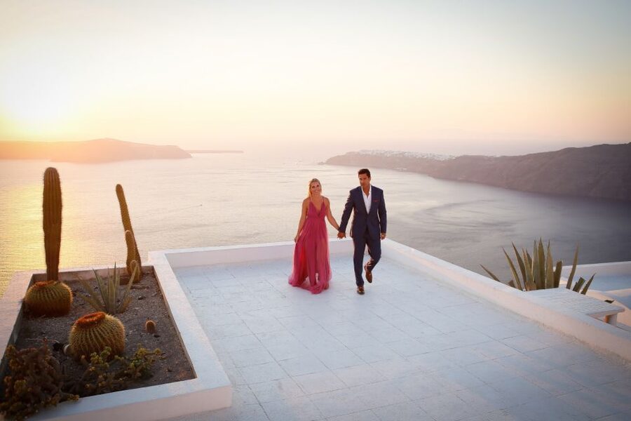 Santorini: Photo Shoot with a Private Vacation Photographer - Where you might shoot: Oia, Imerovigli, and the caldera look you came for