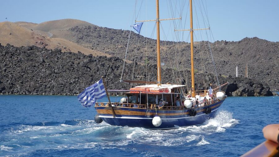 Santorini Port: 3 Hour Cruise to Volcano and Hot Springs - Practical Packing Tips That Actually Matter in Santorini