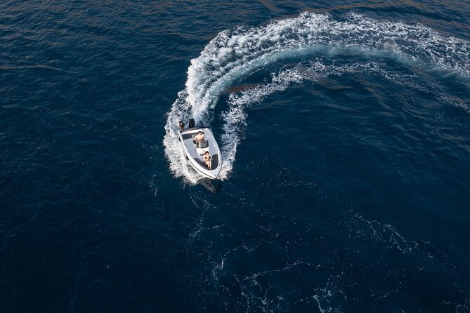 Santorini Private Adventure – Captain Your Own Cruise - Finding the BluWater 170 at Vlychada (and why that matters)