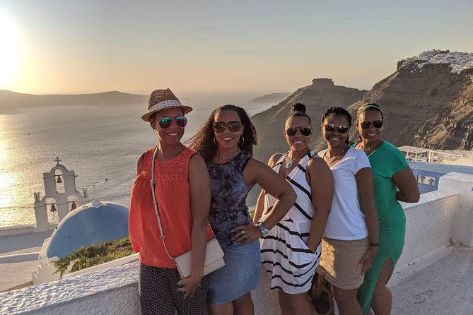Santorini Private Custom Tour 6 - Hours - Oia’s main street start, then right into the views
