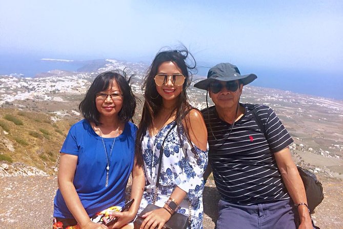 Santorini Private Sightseeing Tour - Your route from Oia to Fira: where the day really clicks