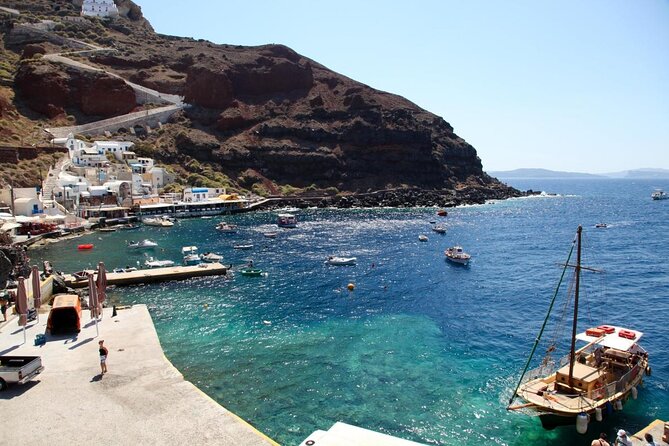 Santorini Private Sunset Sailing Tour with Dinner, Drinks &Transfer included - Key highlights at a glance
