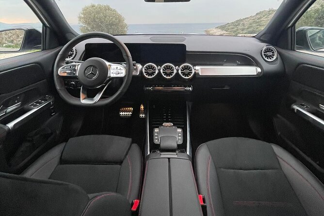 Santorini: Private Transfer from Airport/Port - Private pickup in Santorini: what makes it feel easy