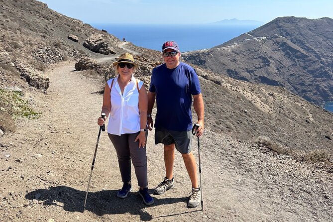 Santorini's Famous Fira to Oia Hike: A Private tour Adventure - Oia: the finale with the sunset-famous look
