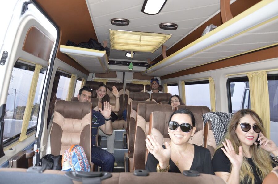Santorini: Small-Group Highlights Tour of Venetian Castles - Venetian Castles, Music, and a Plan for Sunset