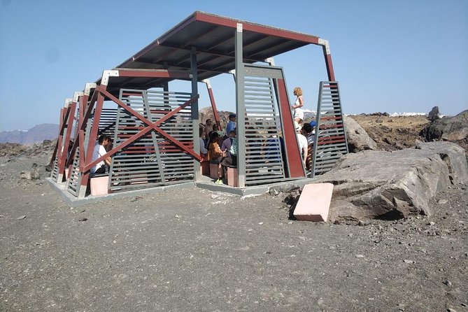 Santorini Volcanic Islands Cruise: Volcano,Hot Springs,Thirassia and Oia Sunset - Thirassia island break: lunch island with Manolas options