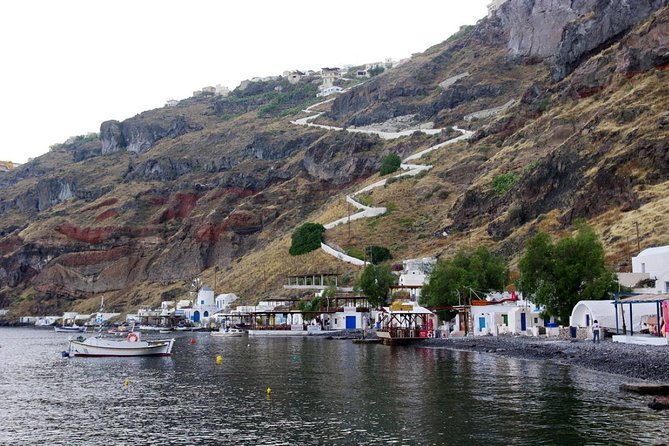 Santorini Volcanic Islands Cruise: Volcano,Hot Springs,Thirassia and Oia Sunset - Oia sunset time: why the view is worth it, and why timing matters