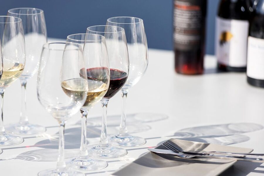 Santorini Wine Roads: Tour of 3 Wineries with a Sommelier - Inside the tastings: what you’ll drink and how pairings fit