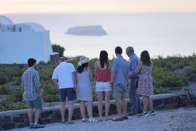 Santorini Wine Stories: Sunset Tour with Tasting & Dinner - Dinner at the Winery: Greek Comfort Food With Wine Pairings