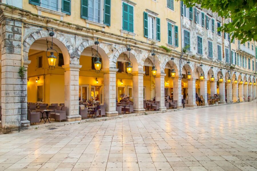 Saranda: Corfu Town and Palaiokastritsa Day Trip with Cruise - Royal Palace Museum of Asian Art: the smart break from pure beach plans